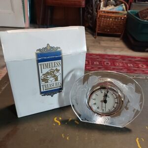 Timeless Treasures 24% Lead Crystal Mantle Clock G780 Frosted Tulip Floral 4.5"
